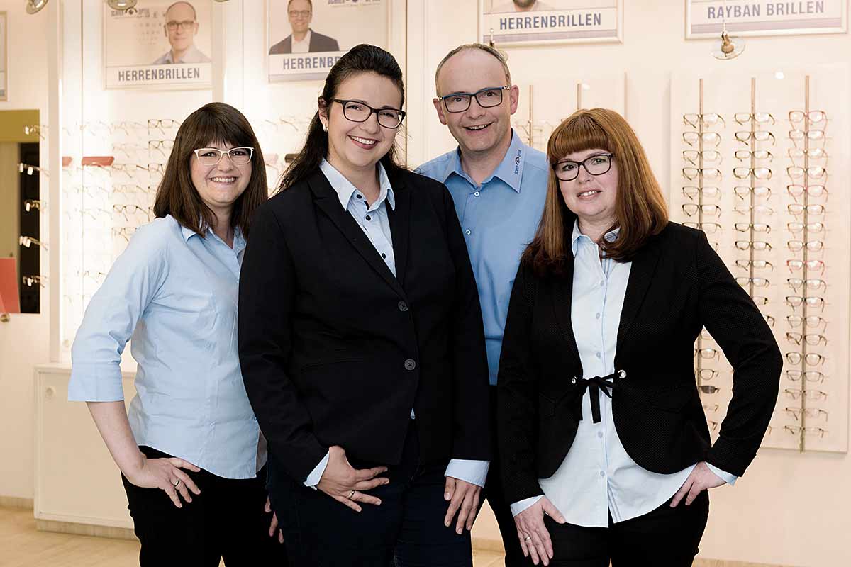 Schier Optik - Brillen - Kontaktlinsen - Hörgeräte- Team Leutenberg